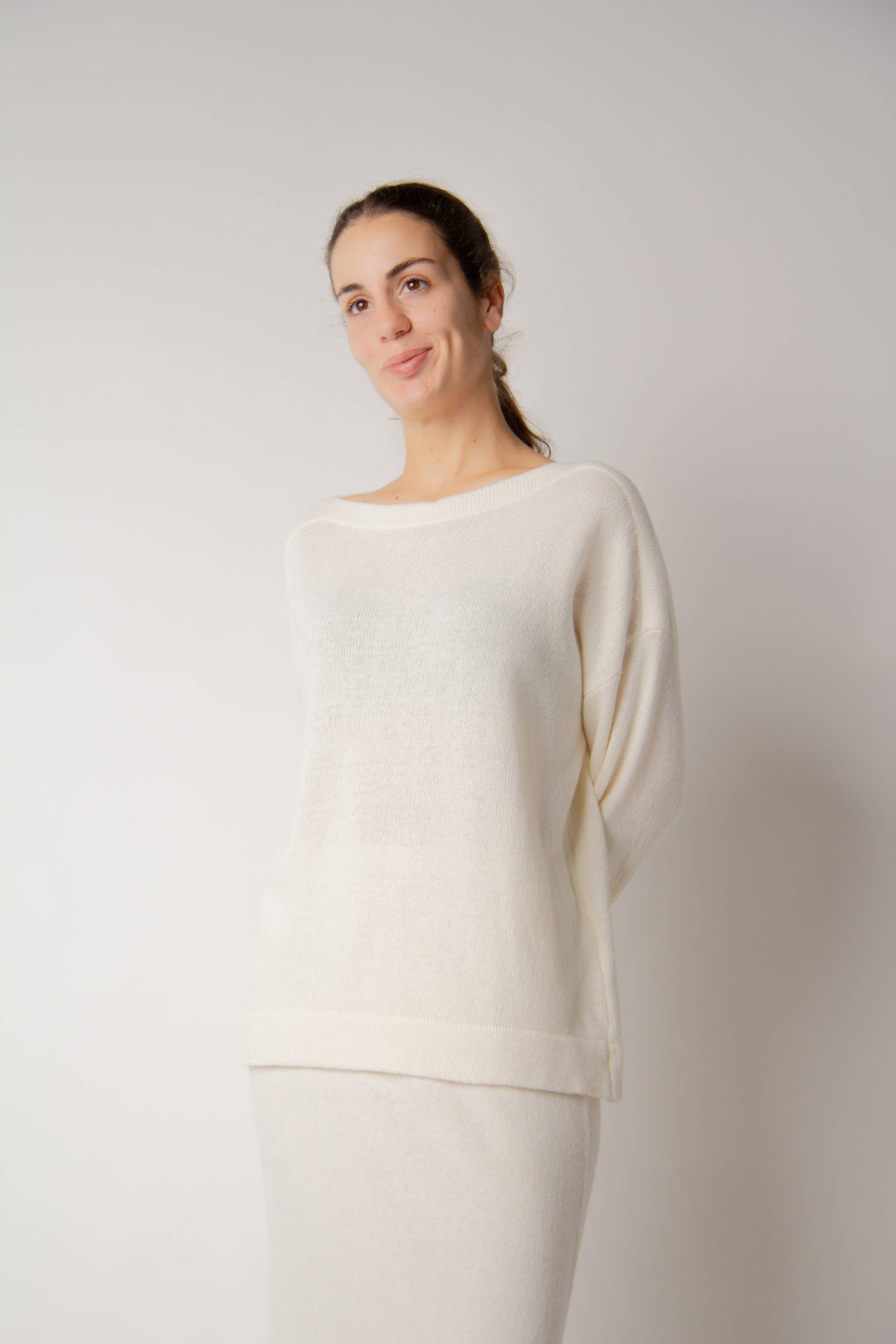 Cashmere Mix Boat Neck Sweater: S / Chestnut