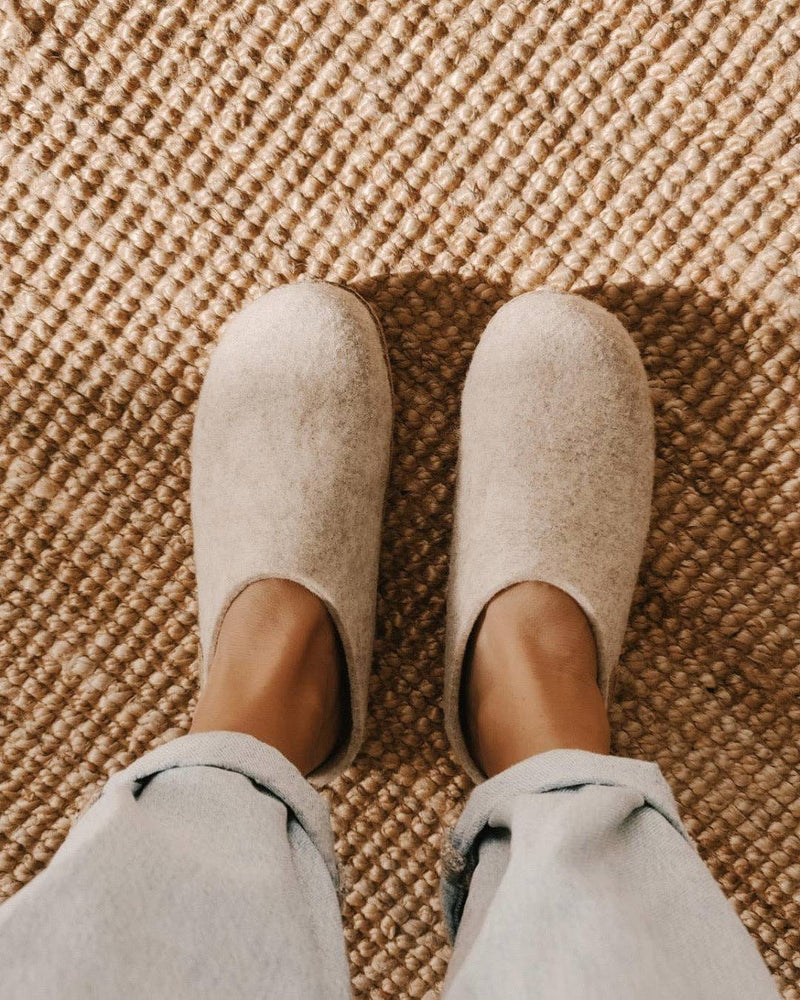 Felted slippers with leather sole — Beige: 42