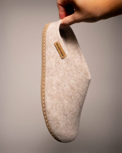 Felted slippers with leather sole — Beige: 42